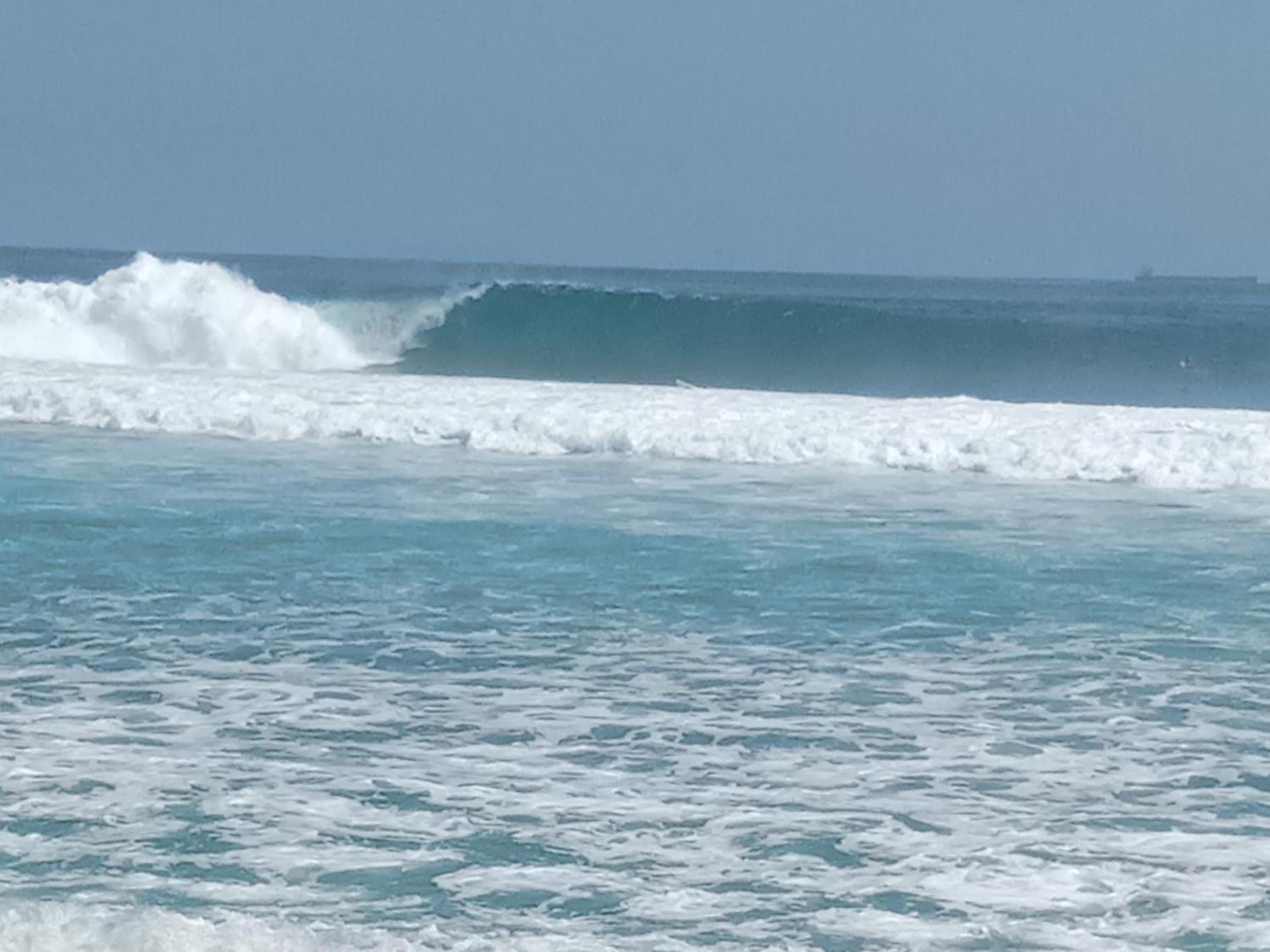 T&T Homestay Kuta  Luaran gambar